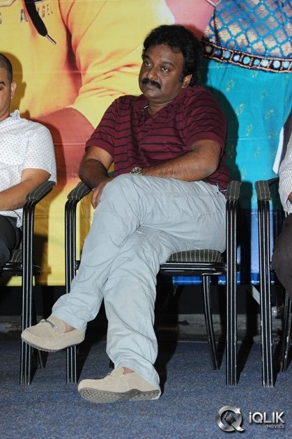 Iam-in-Love-Movie-Platinum-Disc-Function